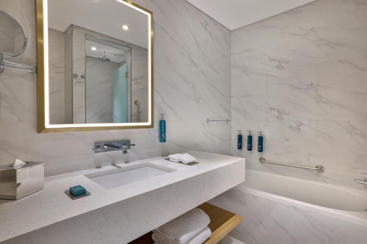 Hilton Garden Inn Dubai Business Bay Dış mekan fotoğraf